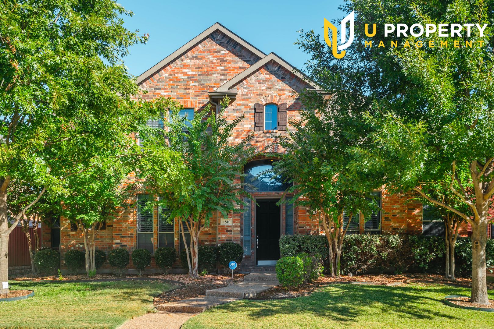 Allen House: 1810 Port Isabel Dr