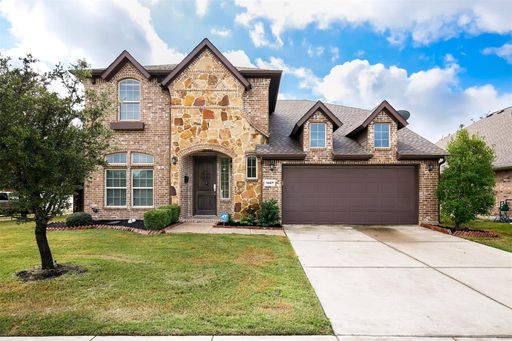 Stunning Corner-Lot Home in Frisco with Impeccable Design and Functional Layout – photo 1