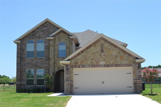 Bright & Spacious 5-Bedroom Home with Open-Concept Living