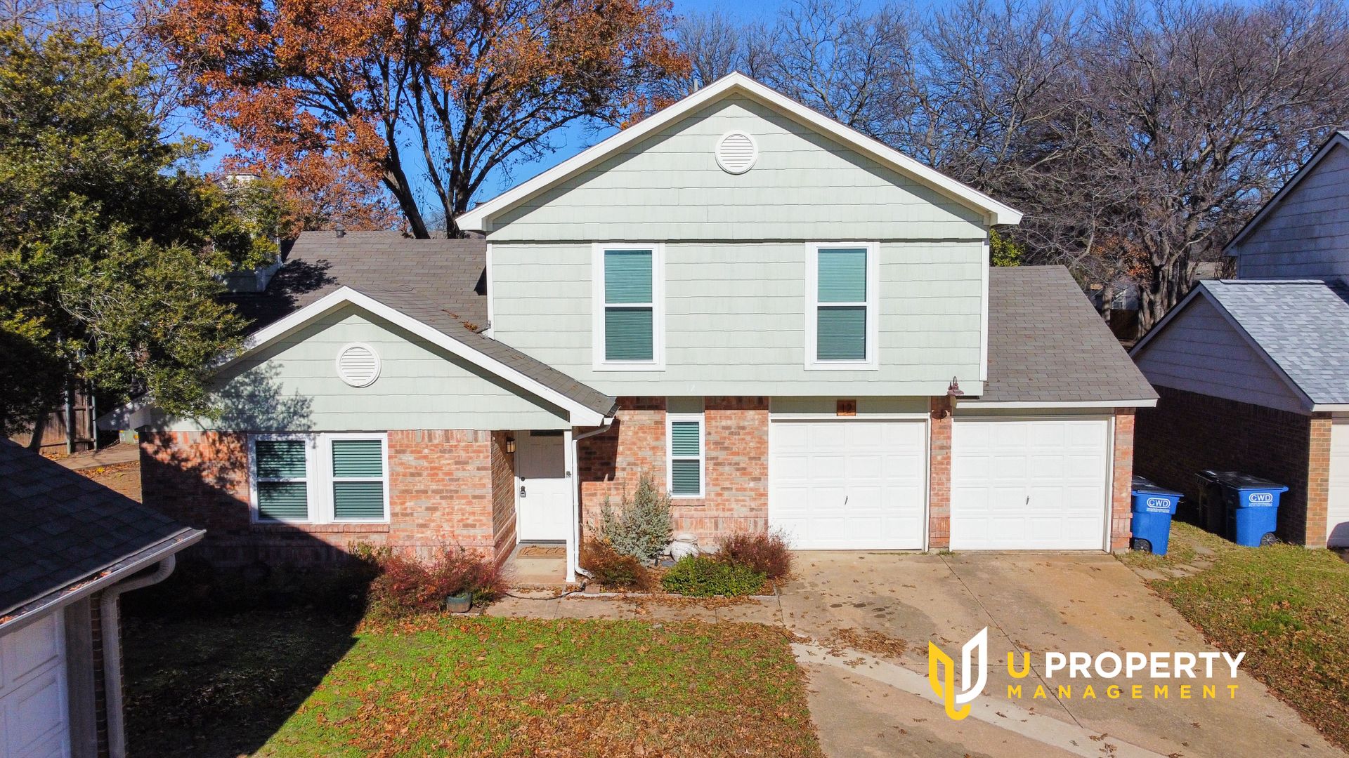 Allen House: 12 Crockett Ct,