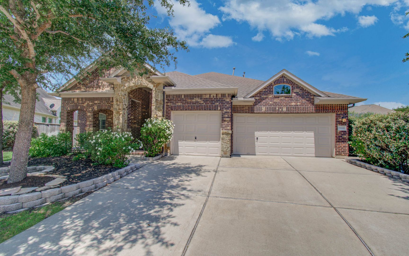 Katy House: 28666 Pleasant Forest Dr