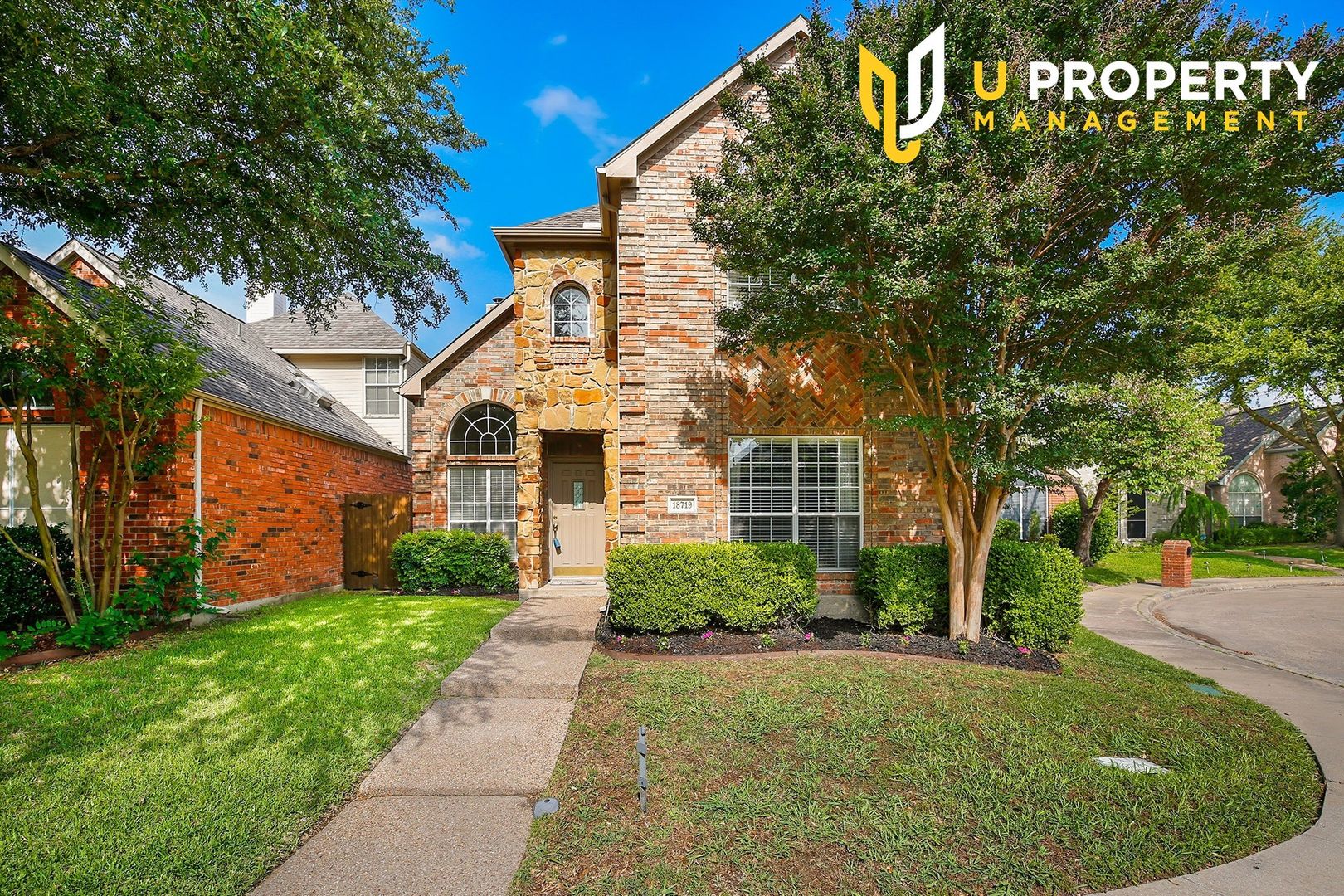 Dallas House: 18719 Riverstone Ct
