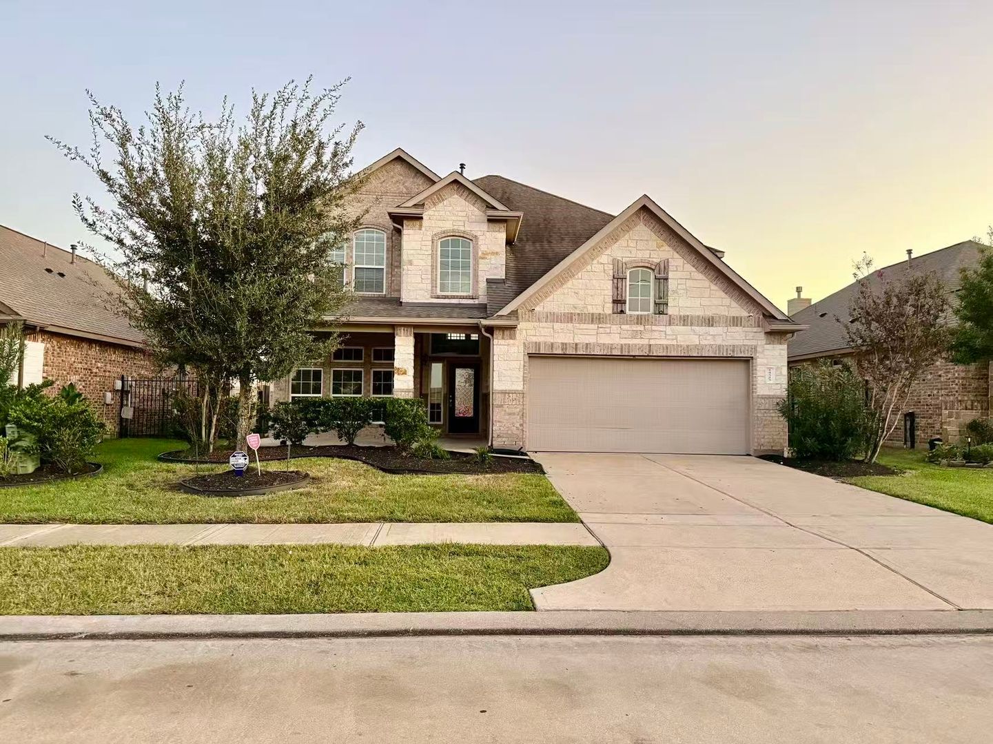 Katy House: 24323 Marcello Lake Drive,
