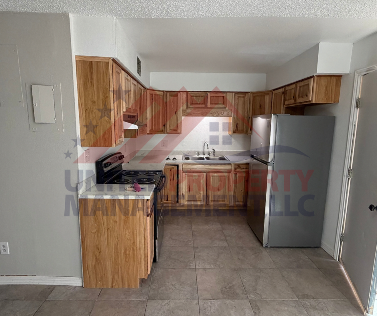 Carlsbad Apartment: 210 W Riverside Dr