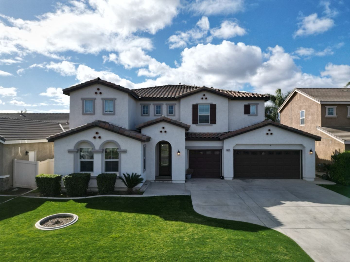 Bakersfield House: 10317 Titanium St.