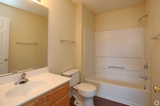 Spartan Room for Rent With Private Bathroom at Reynolds Place