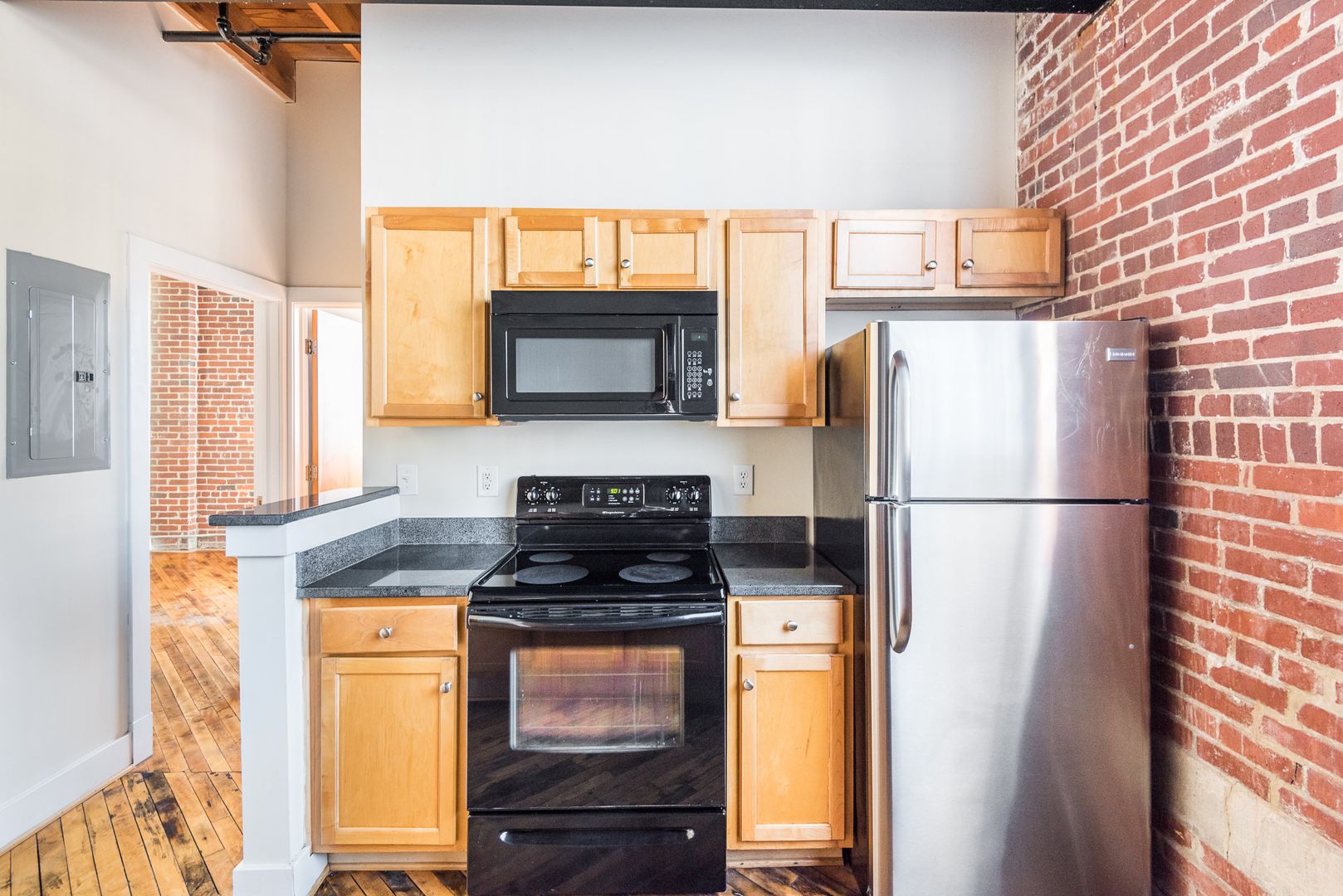 Richmond Apartment: 1201 W Clay St