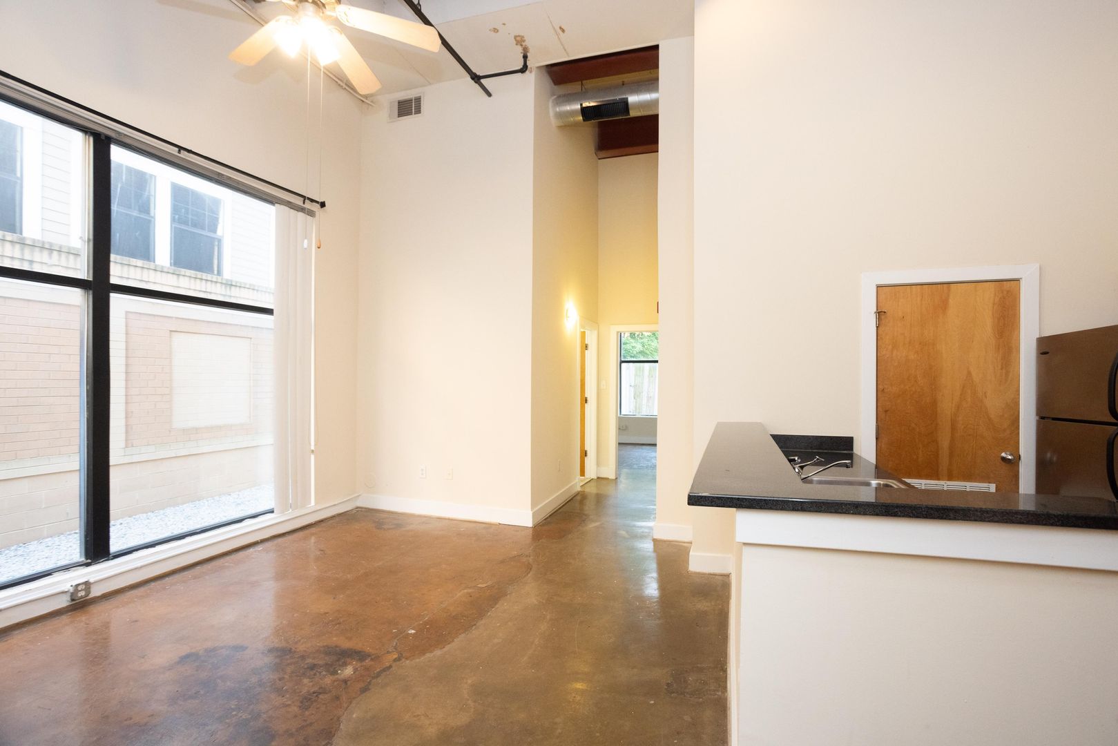 Richmond Apartment: 1201 W Clay St