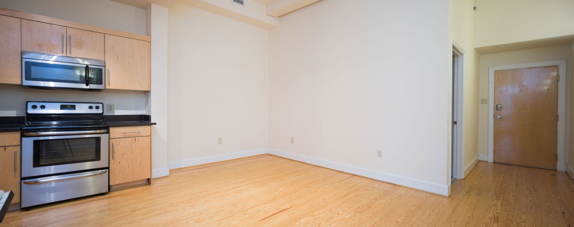 Richmond Apartment: 115 W Broad St