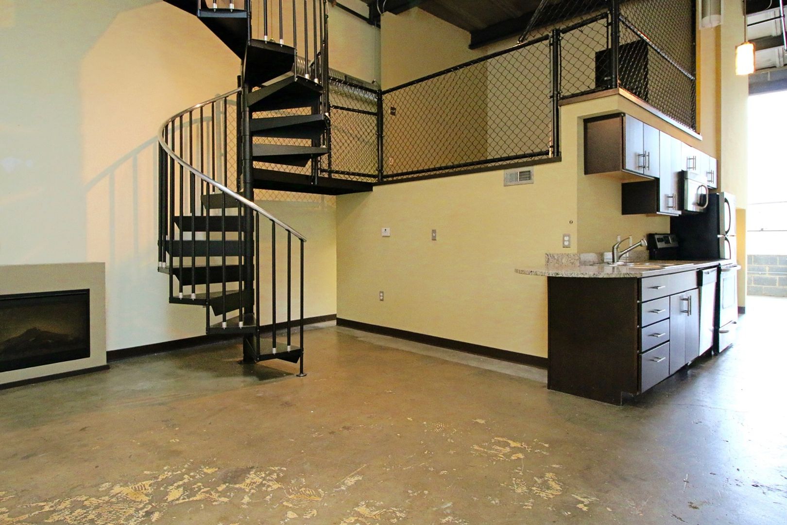 Apt. 8 6 of 12