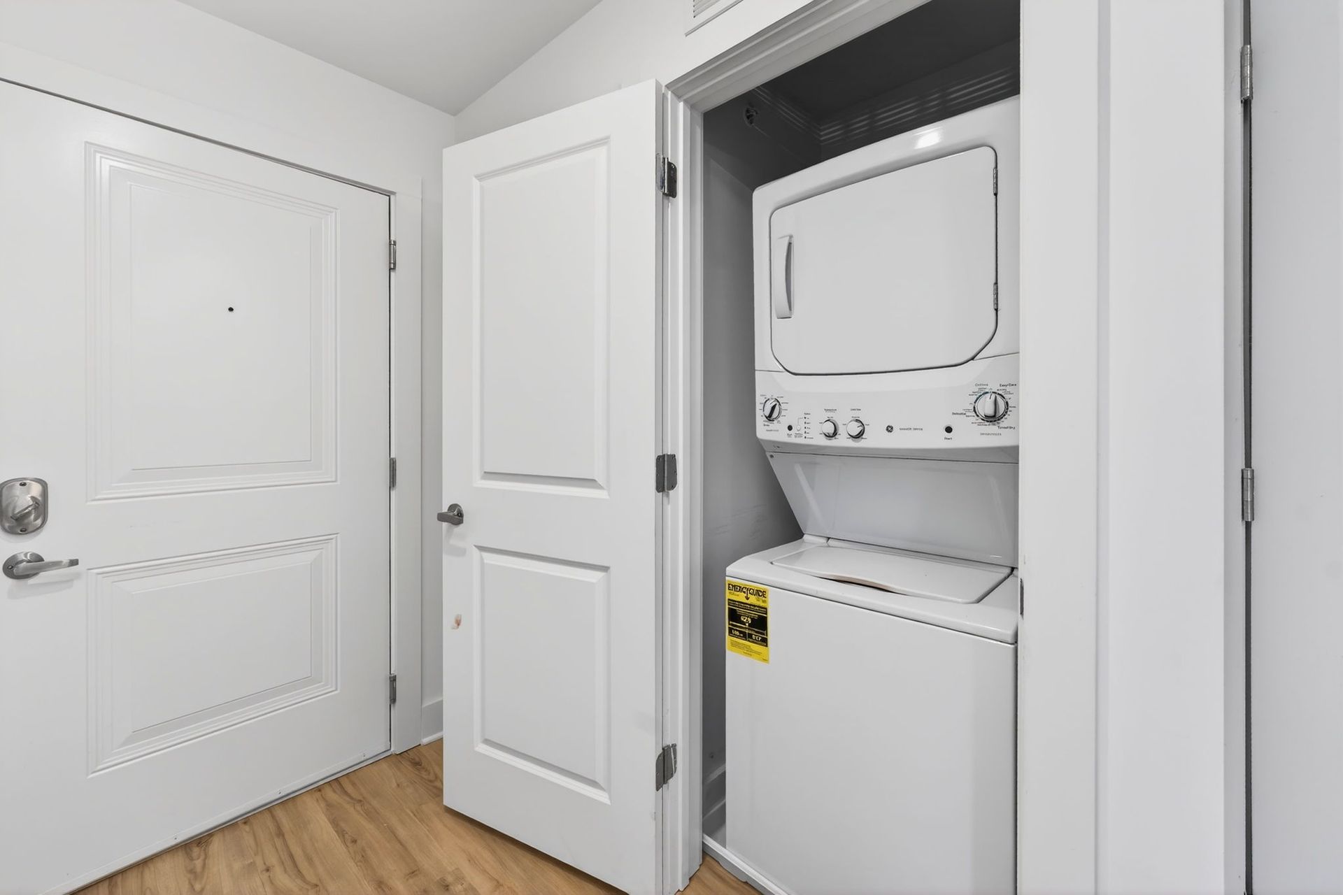 The Addenbrook Apartments 4 of 12