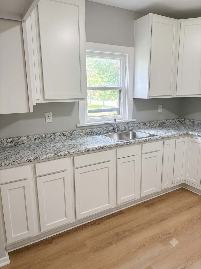Norton House: 4028 Harper Avenue