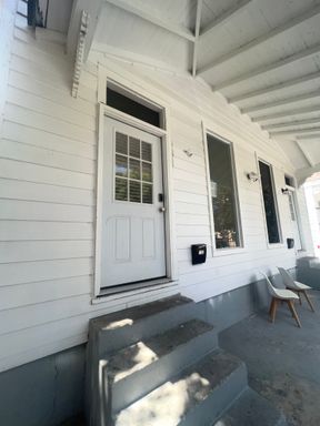 Gated 3B/3Ba Unit Near Campus with Shared Backyard and POOL! – photo 1