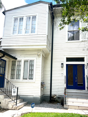 Newly Renovated 3BD/2BA — Steps from Tulane & Loyola – photo 1