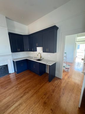 Charming Restored Historic Shotgun off Magazine! Walk to Grocery, Shops & More! – photo 1