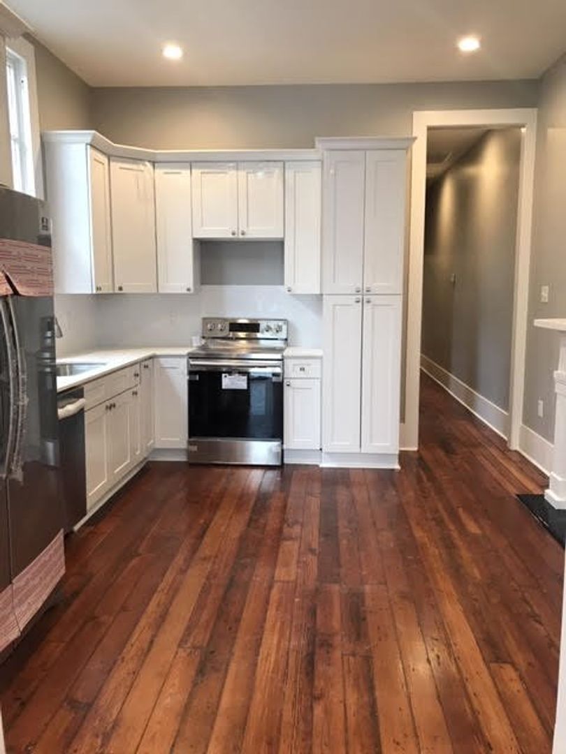 New Orleans Apartment: 917- 919 N Prieur