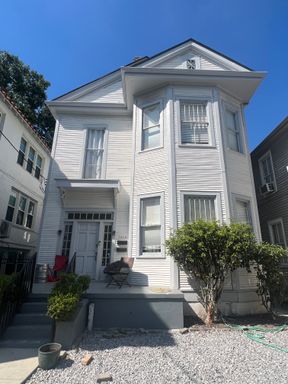 5bd/3ba Home Available for Next School Year! – photo 1