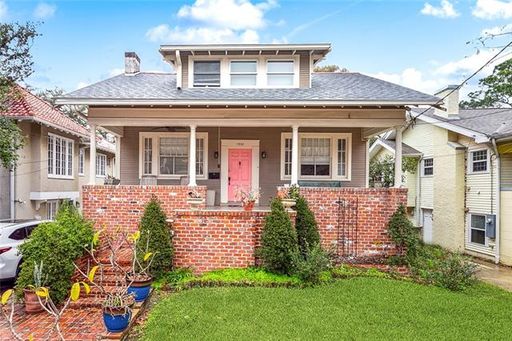 Spacious Home In University Area – photo 1