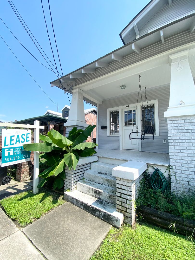 New Orleans Apartment: 1613 - 1615 Burdette Street