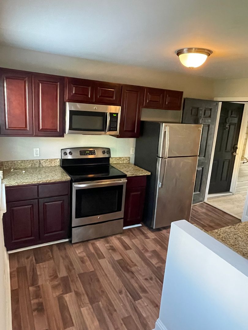 New Orleans Apartment: 2309 Baronne St - 106