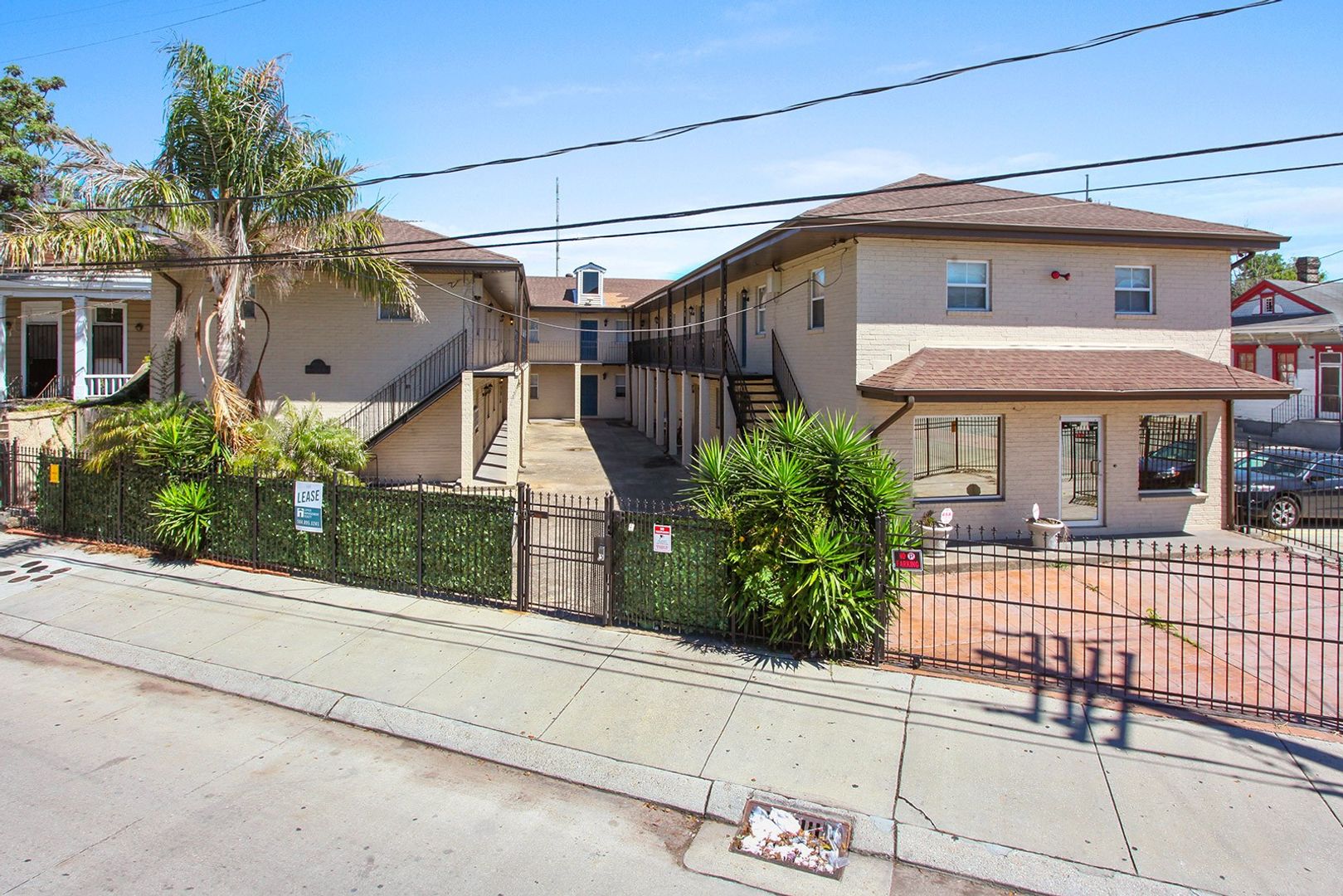 New Orleans Apartment: 803 Felicity Street - #10