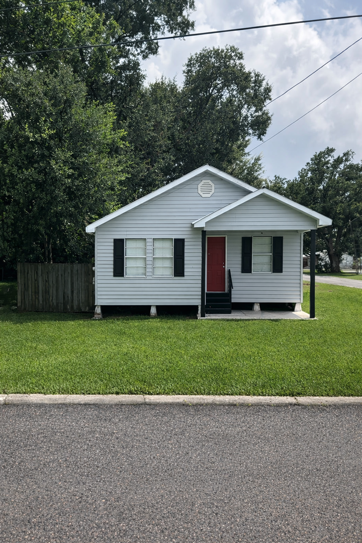 Duson House: 500 Fourth St