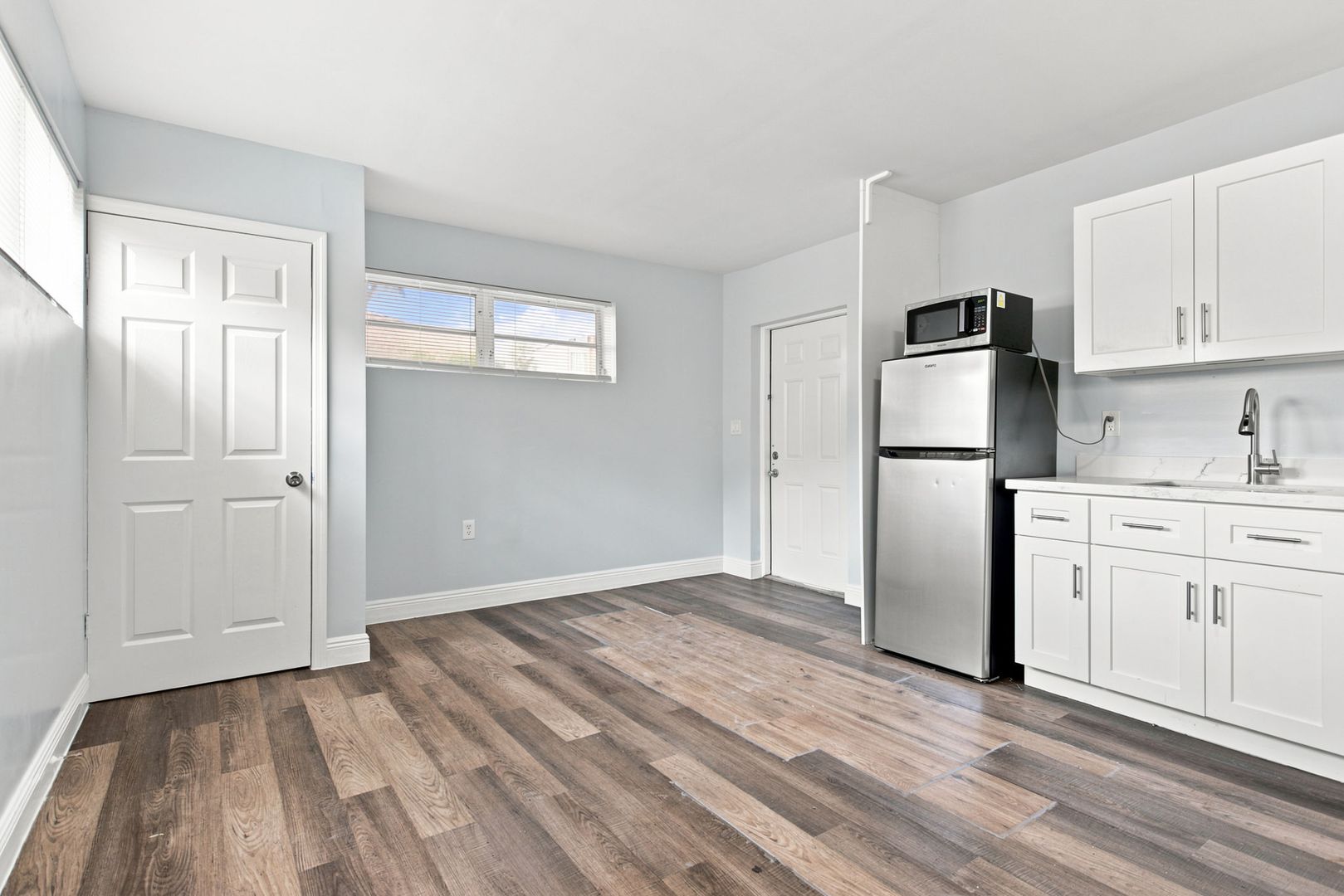 North Miami Beach Apartment: 1964 NE 172 ST