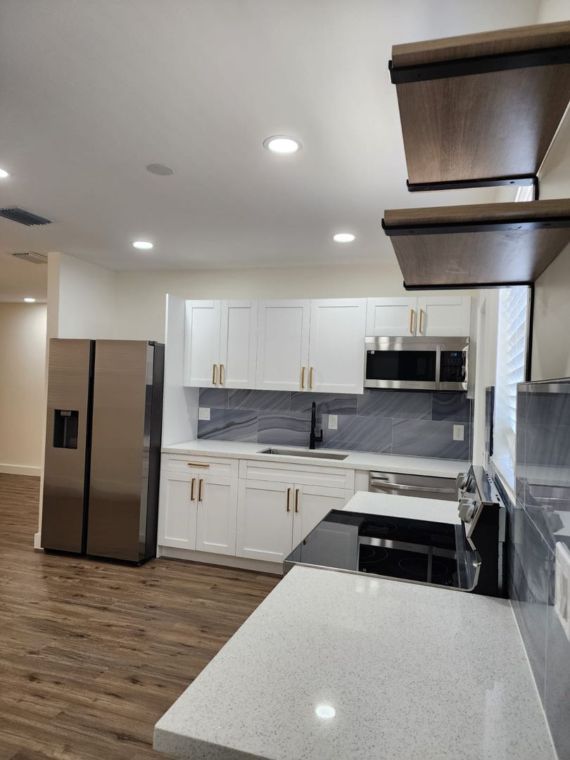 Fort Lauderdale House: 1984 SW 29 Avenue - Unit A | South