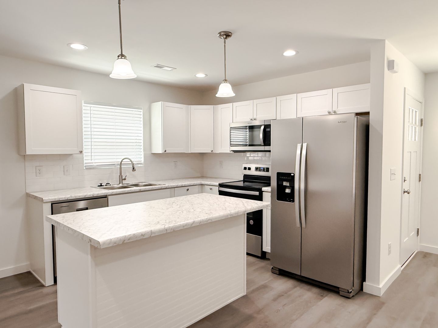 Woodruff Apartment: 614 Buncombe St
