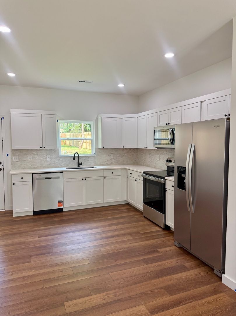 Wellford Apartment: 141 Cannon Road