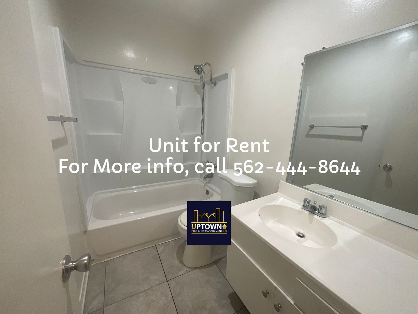 Long Beach Apartment: 4250 N. Lakewood Blvd.