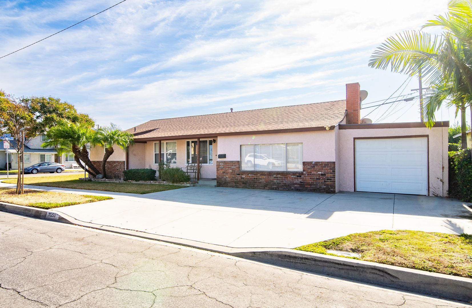 Norwalk House: 11250 Bayla St.