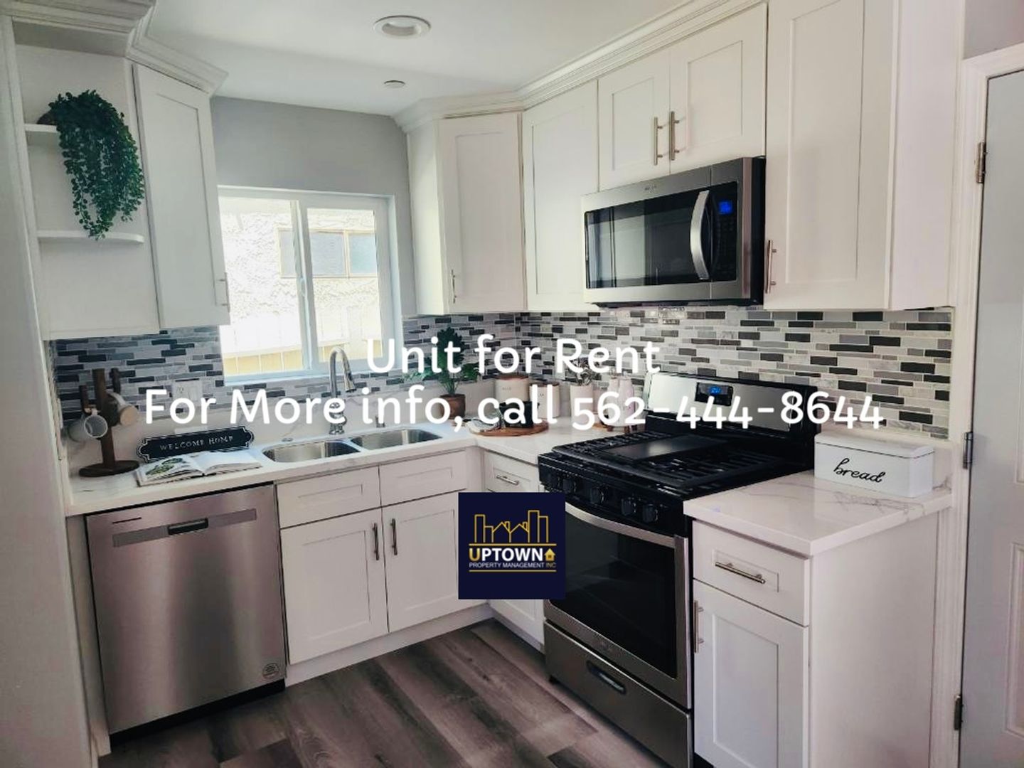 Long Beach Apartment: 2936 E. 70th St