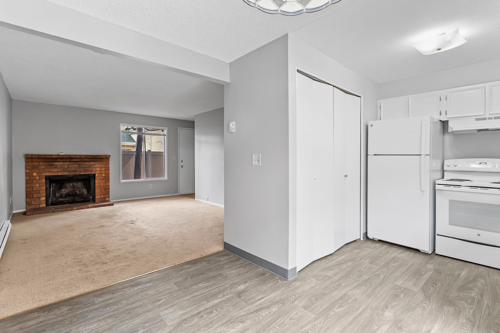 Portland Apartment: 8311-8315 SE 17th Avenue