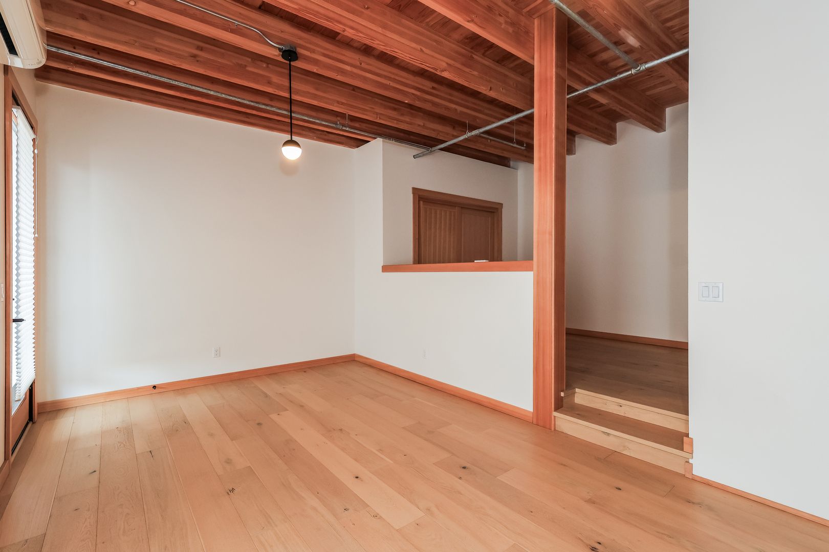 Portland Apartment: 1515 N ROSA PARKS WAY