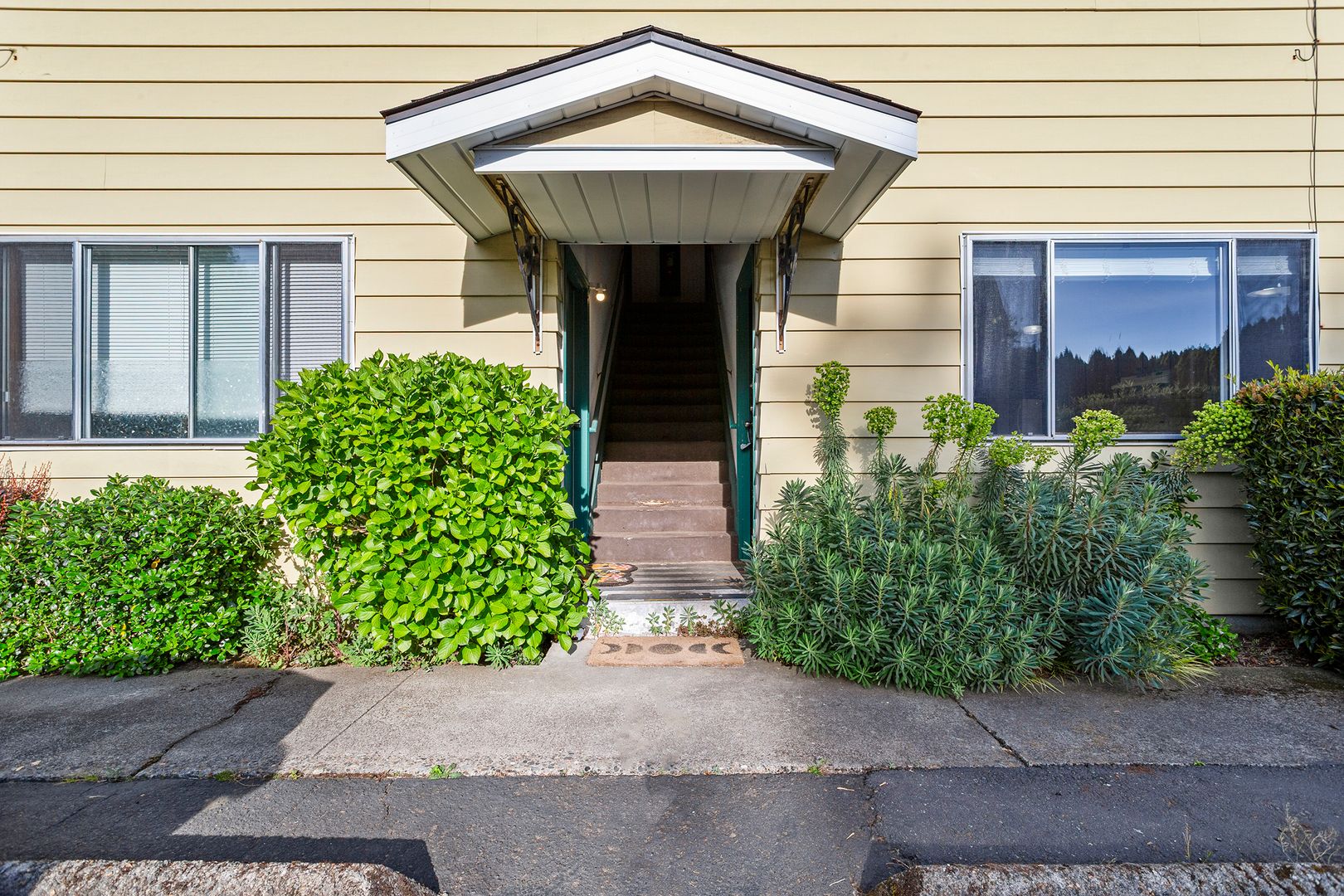 Portland Apartment: 1508-1520 SW Dewitt St
