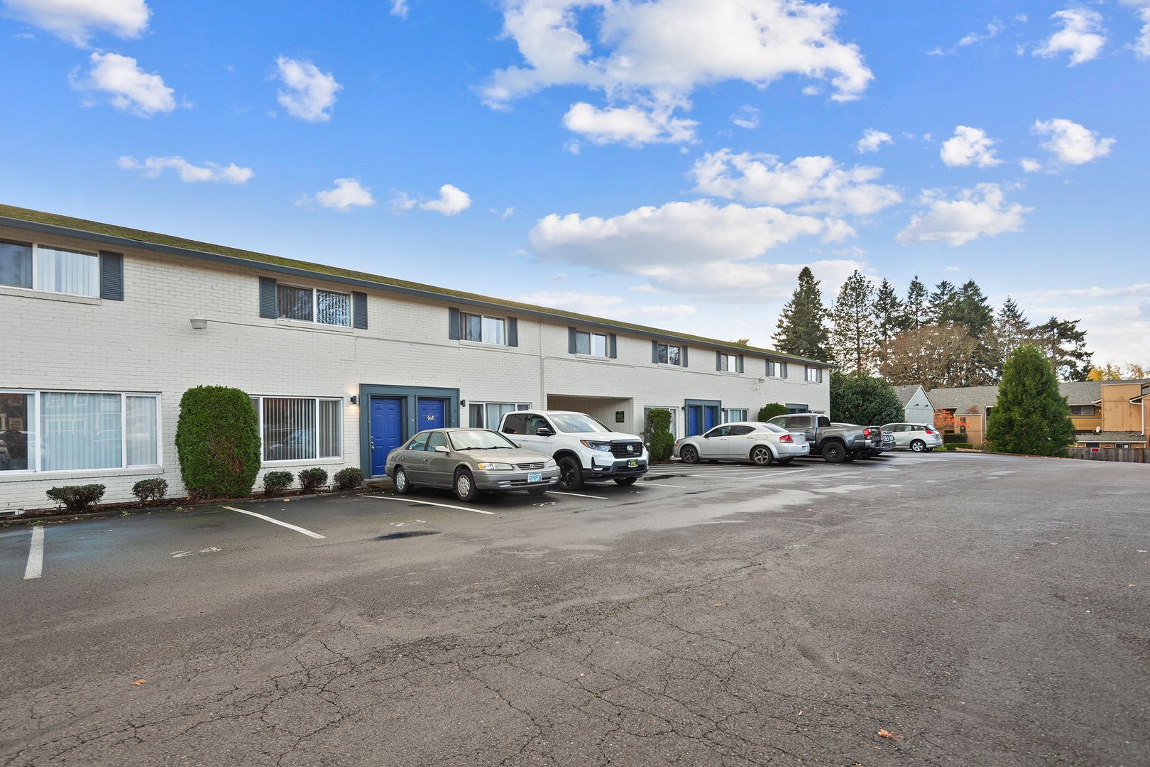 Portland Apartment: 13000 NW Cornell Road