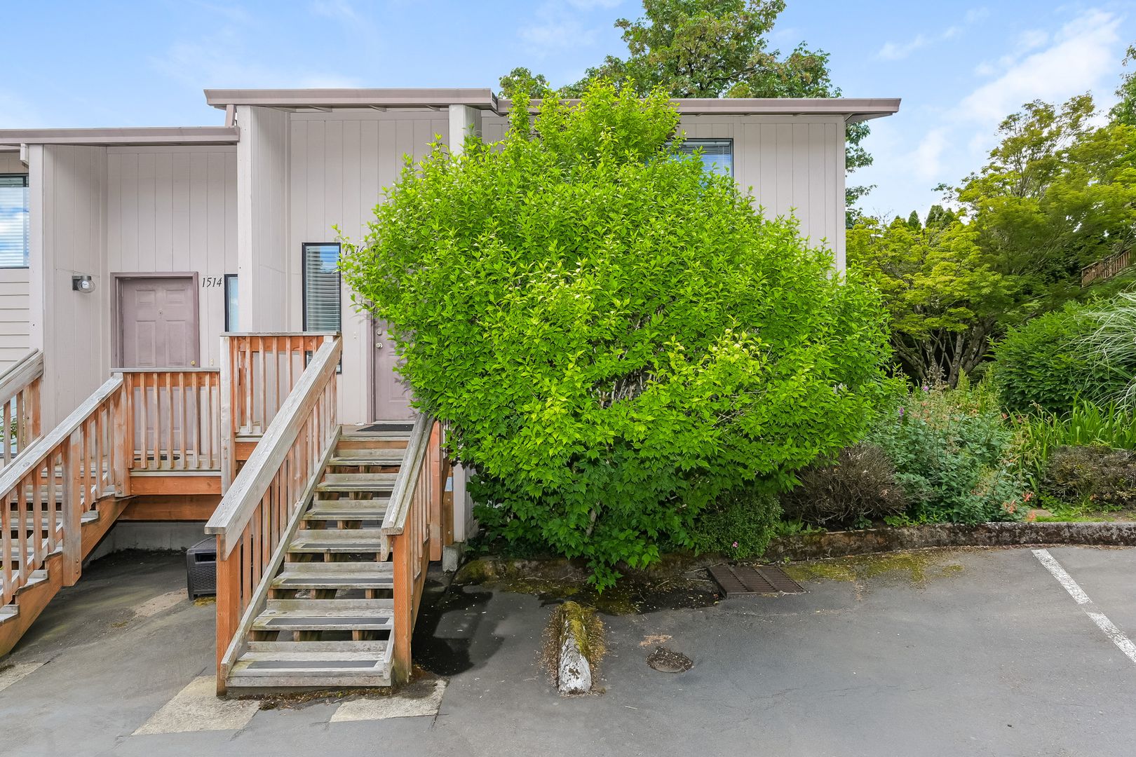 Portland Apartment: 1508-1520 SW Dewitt St