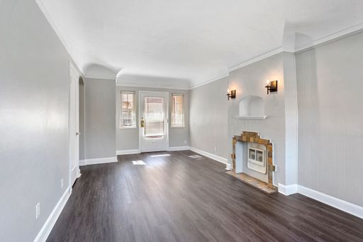 1BD/1BTH + Dishwasher + Parking – photo 1