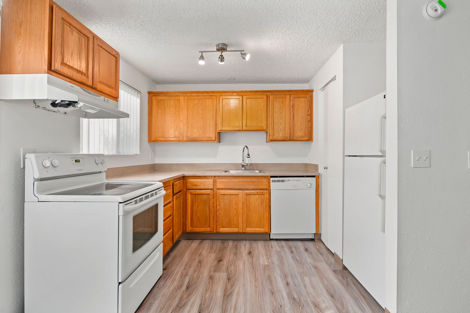 Portland Apartment: 13000 NW Cornell Road