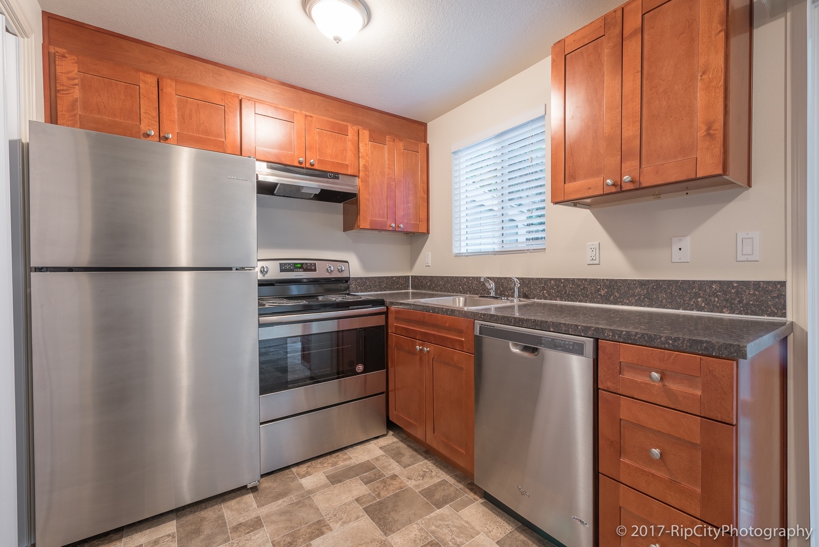 Portland Apartment: 5011 SW Beaverton Hillsdale Hwy