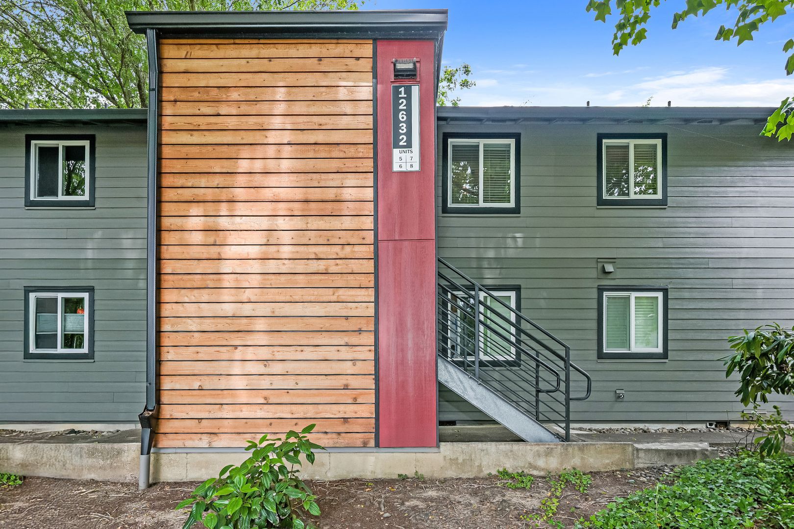 Portland House: 12632 NW Barnes Rd