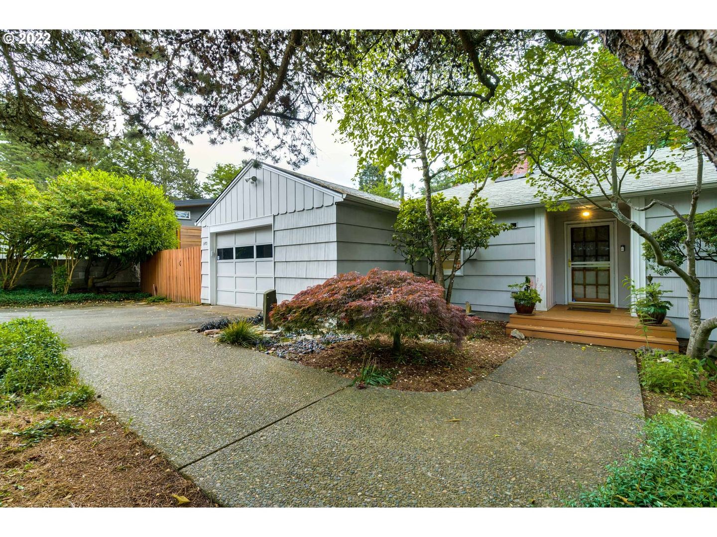 Portland House: 6470 SW Old Scholls Ferry Rd