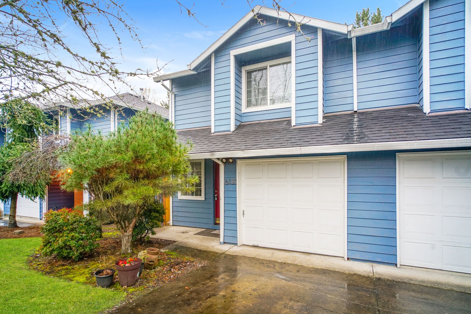 Hillsboro Apartment: 6133-6135 SE Frances St.