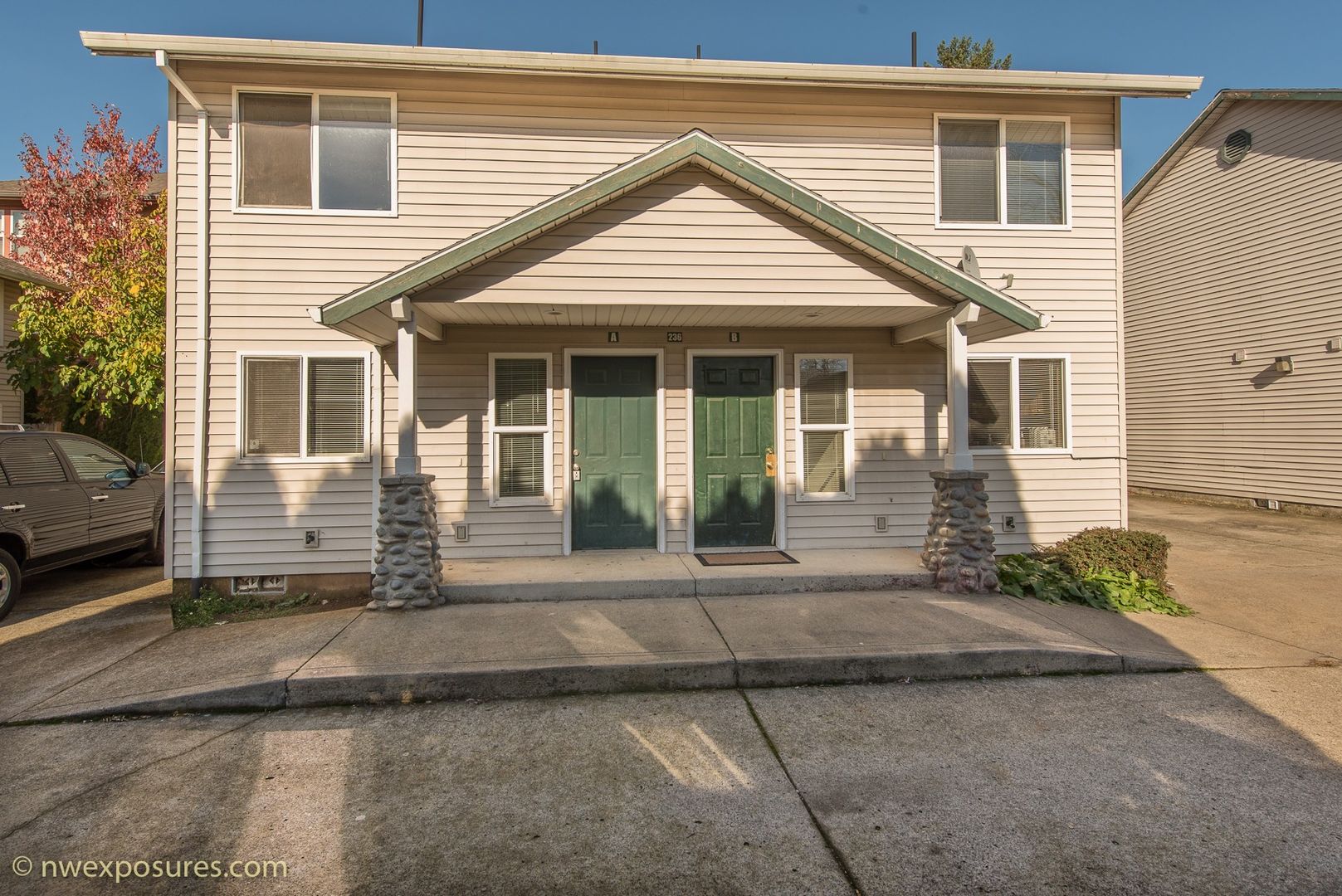 Portland Apartment: 228 SE 106th Ave