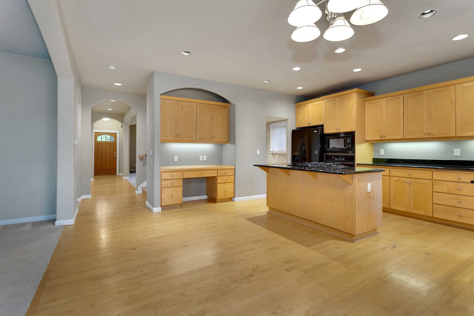 Portland House: 21114 NW Galice Ln