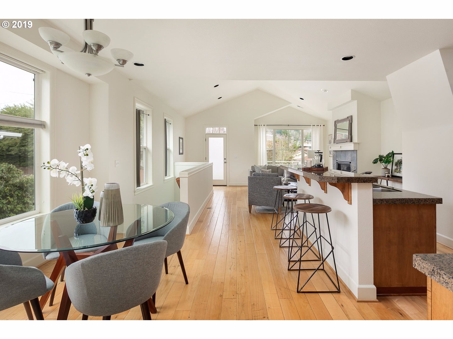 Portland Townhome: 1916 SW IDAHO ST