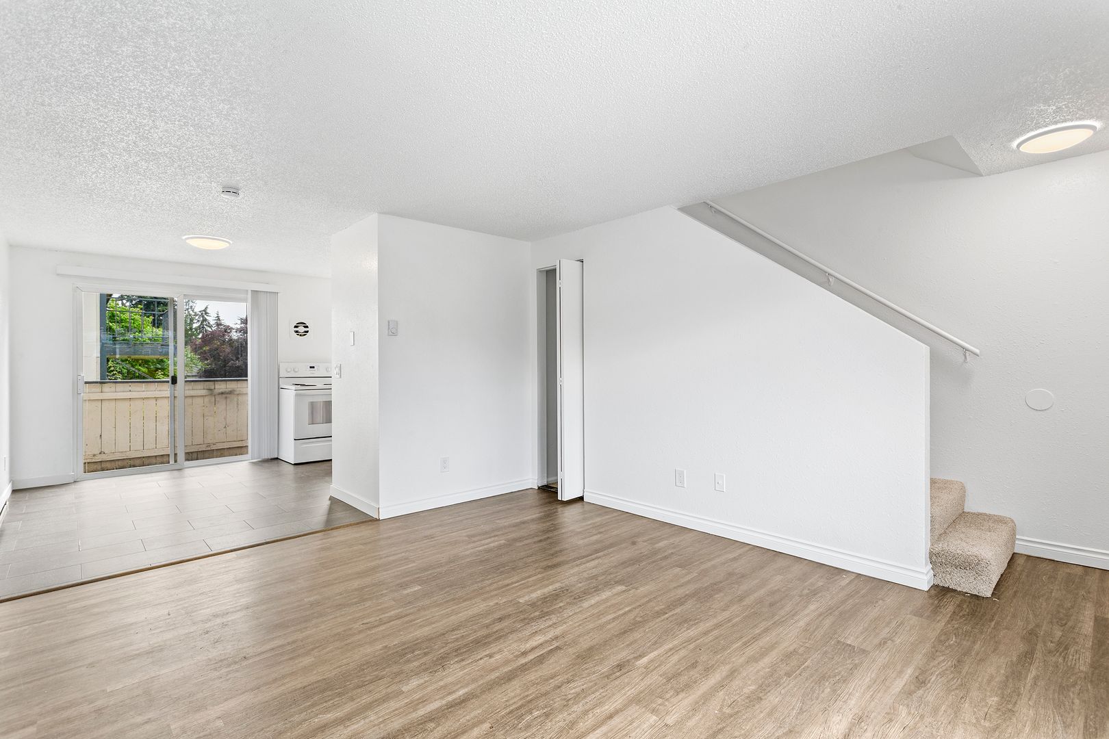 Portland Apartment: 13000 NW Cornell Road