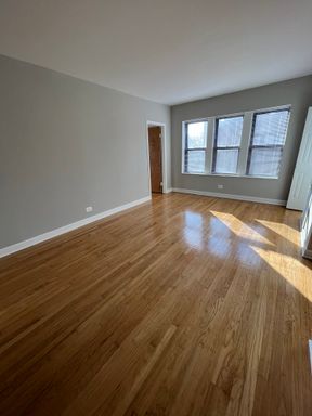 2 Bedroom Apartment Available! – photo 1