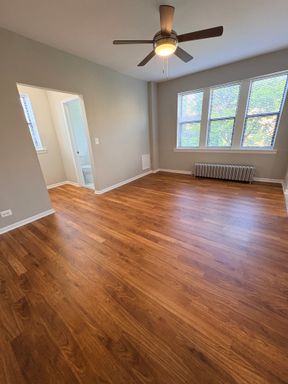 1 Bedroom with Heat Included! – photo 1